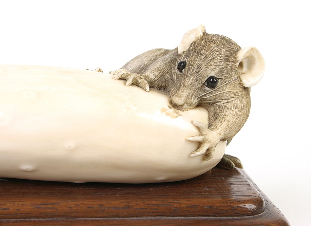 Ivory Mouse